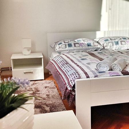 Apartman Lucija Ливно Екстериор снимка