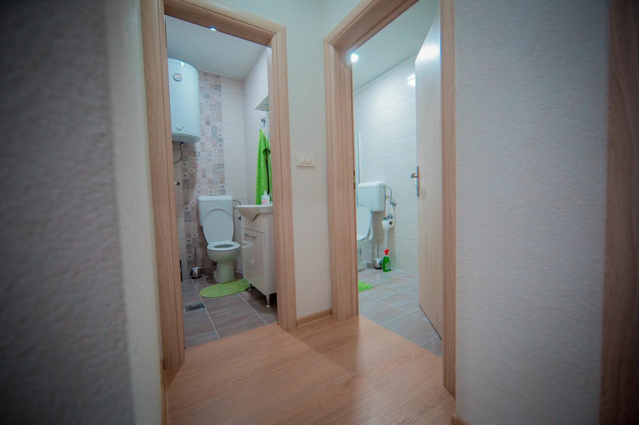 Apartman Lucija Ливно Екстериор снимка